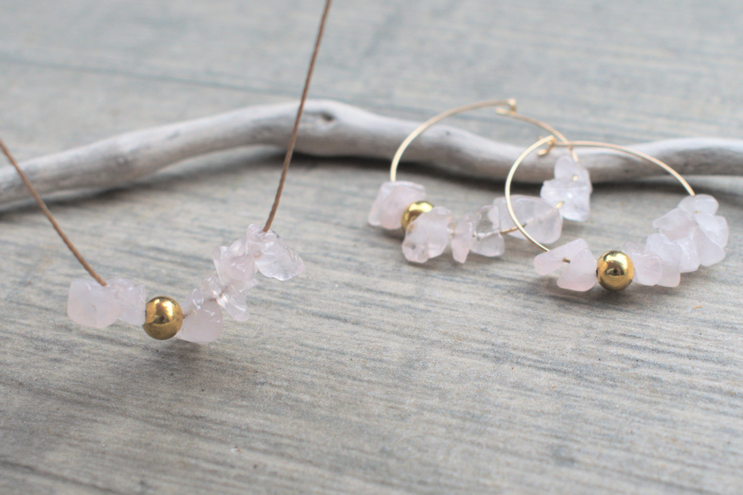 Gold hoop earrings made of stainless steel with pink rose quartz gemstone chips and a golden pearl