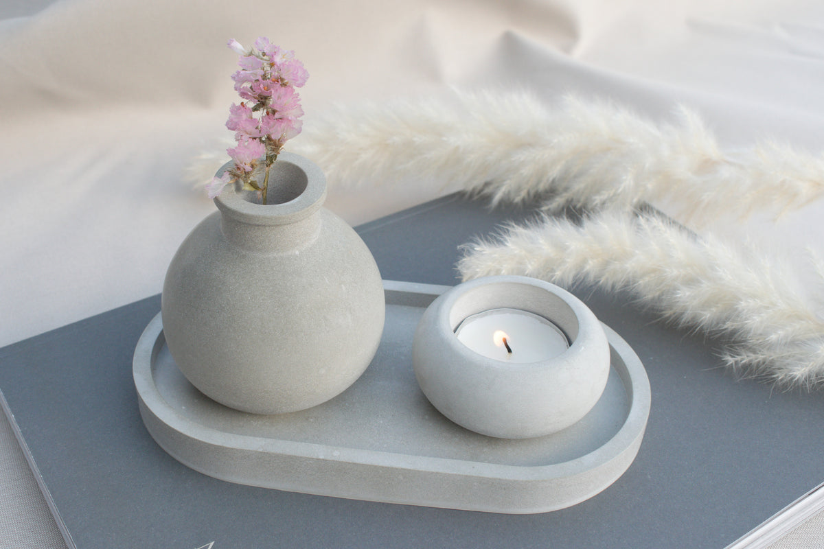 Industrial Deko Set aus grauem Beton, Vase für Trockenblumen, Teelichthalter mit Deckel & Tablett – Minimalistische Wohnaccessoires