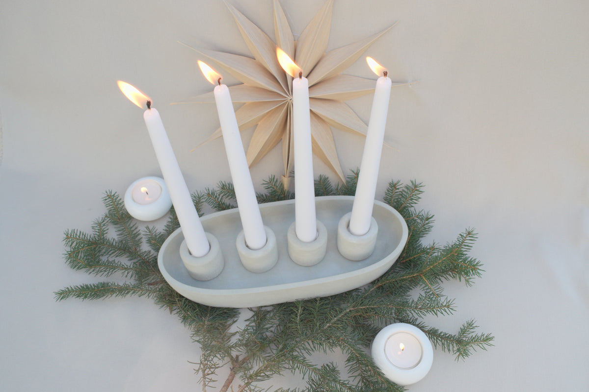 Skandi Adventskranz aus Beton | Ovaler Kerzenhalter Grau für 4 Kerzen | Moderner Kerzenständer Advent & Weihnachten