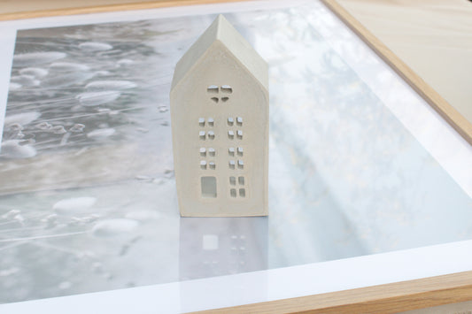 Skandi Lichterhaus aus Beton in 3 Größen, Teelichthalter & Geschenkidee