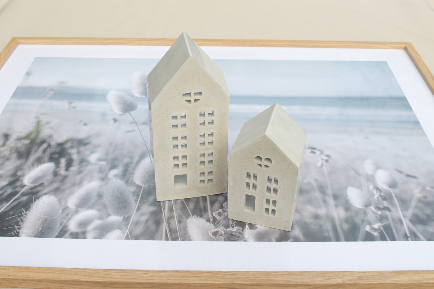 Skandi Lichterhaus aus Beton in 3 Größen, Teelichthalter & Geschenkidee