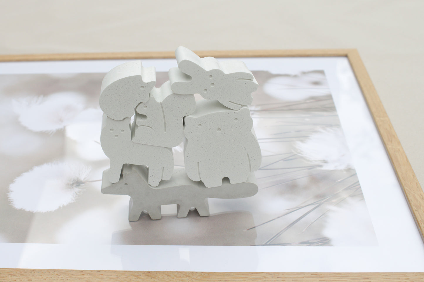 Waldtier-Set aus Beton – 6 handgemachte Tiere in Weiß & Grau, Skandi Deko, Geschenk zur Geburt