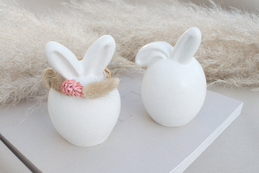Zwei Osterhasen aus weißem Beton – Skandi Osterdeko, minimalistisch & zeitlos