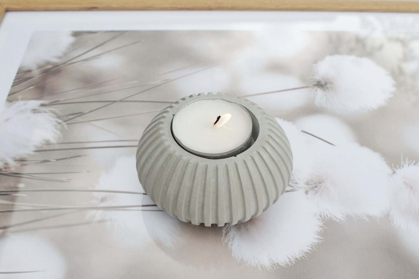 Geriffelte Schale und Teelichthalter aus grauem Beton – Skandi Deko, minimalistisch, elegant