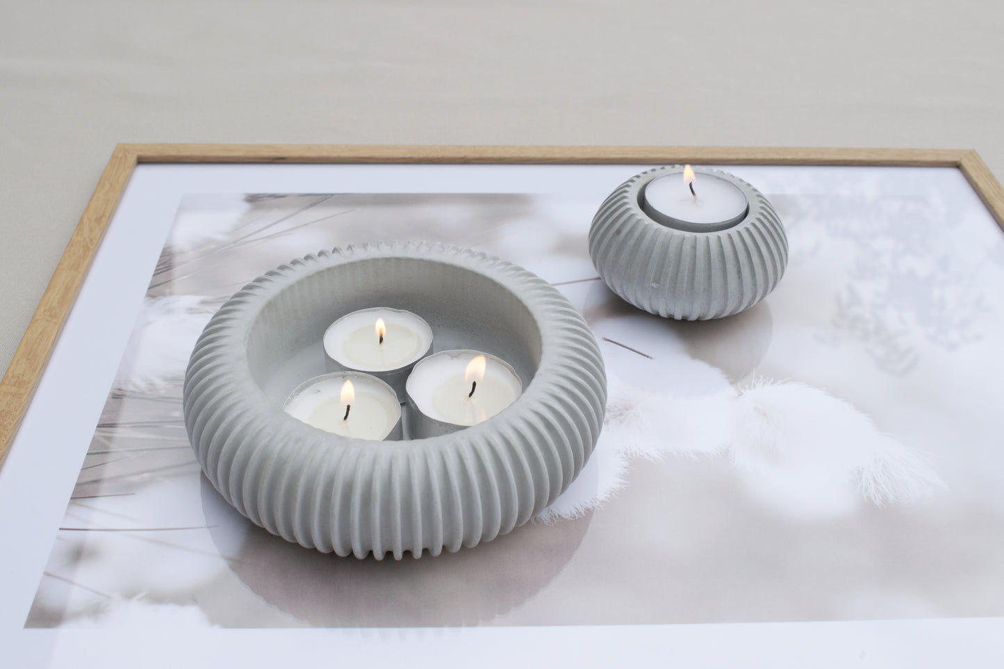 Geriffelte Schale und Teelichthalter aus grauem Beton – Skandi Deko, minimalistisch, elegant