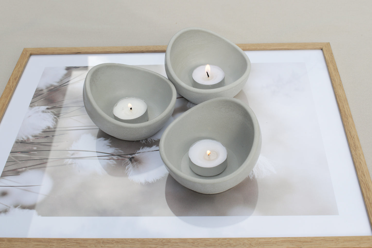 2er Set Kerzenhalter aus grauem Beton – Teelichthalter Skandi Industrial Style – Tischdeko Wohnzimmer – Minimalistische Deko Geschenkidee