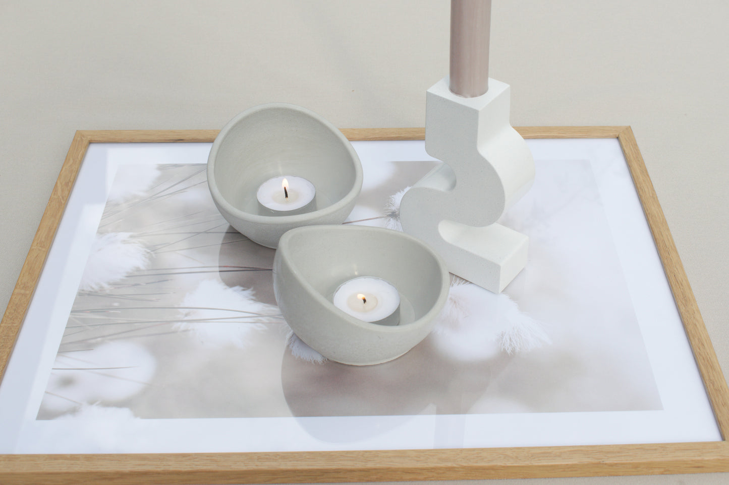 2er Set Kerzenhalter aus grauem Beton – Teelichthalter Skandi Industrial Style – Tischdeko Wohnzimmer – Minimalistische Deko Geschenkidee