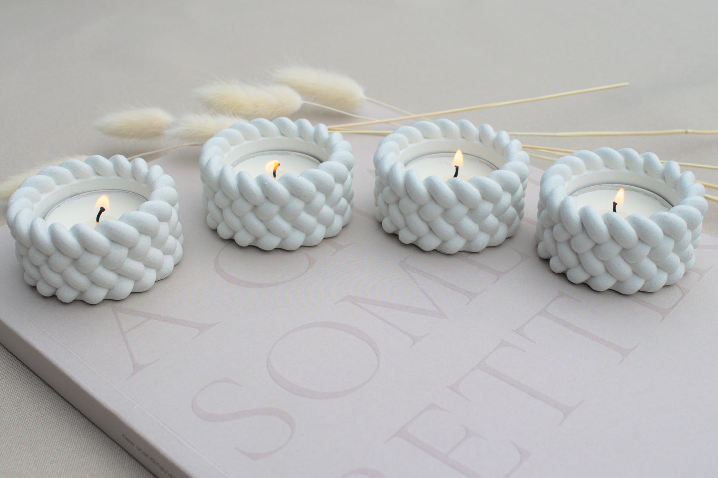 2 Skandi Teelichthalter/Kerzenhalter im Strickdesign