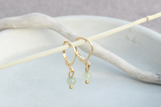 Gold grüne Hängeohrringe mit Aventurin – vergoldeter Edelstahl