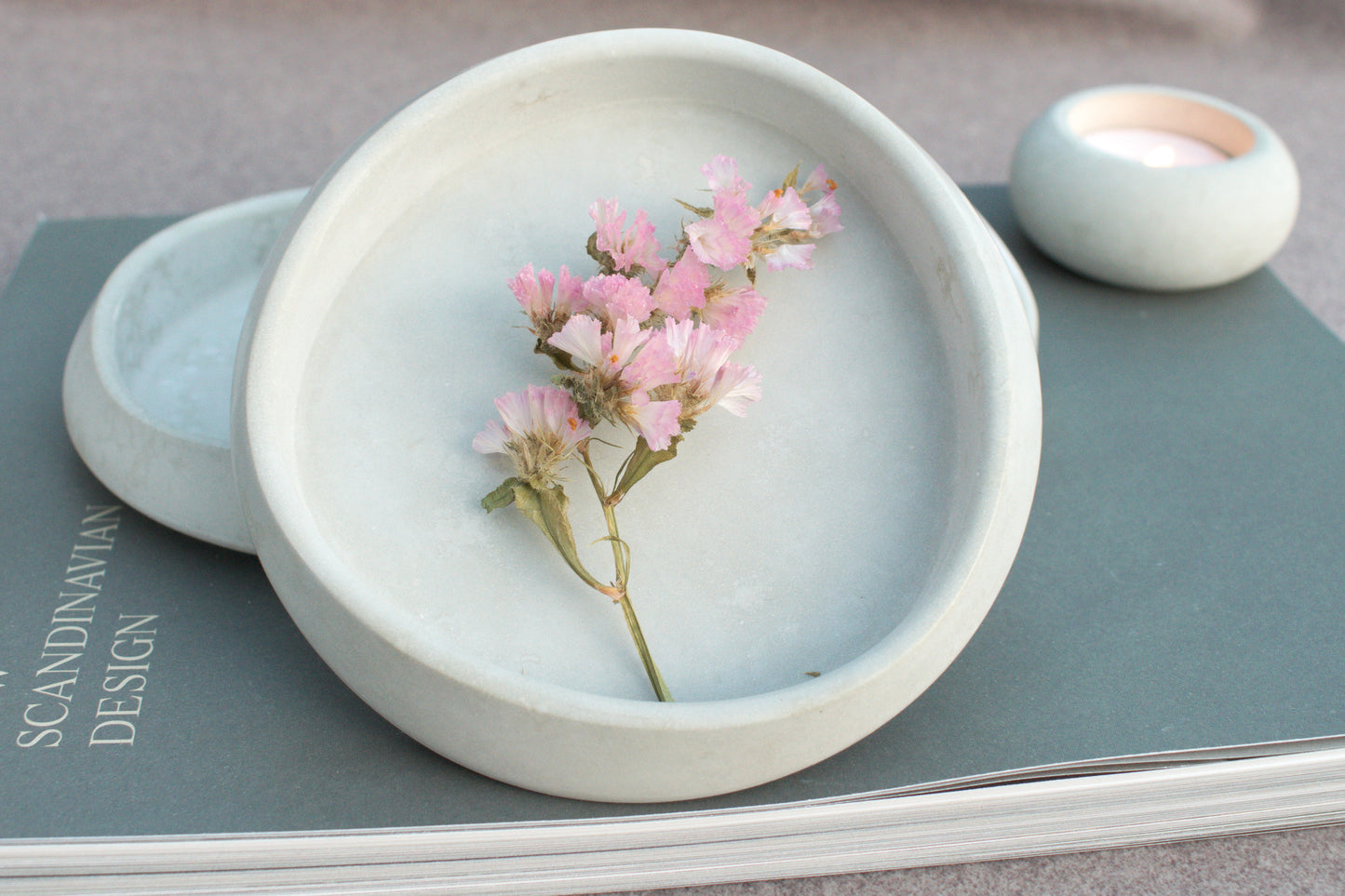 Handgemachte Dekoschale bzw. Schmuckschale aus Beton zur Deko, für Schlüssel, Schmuck