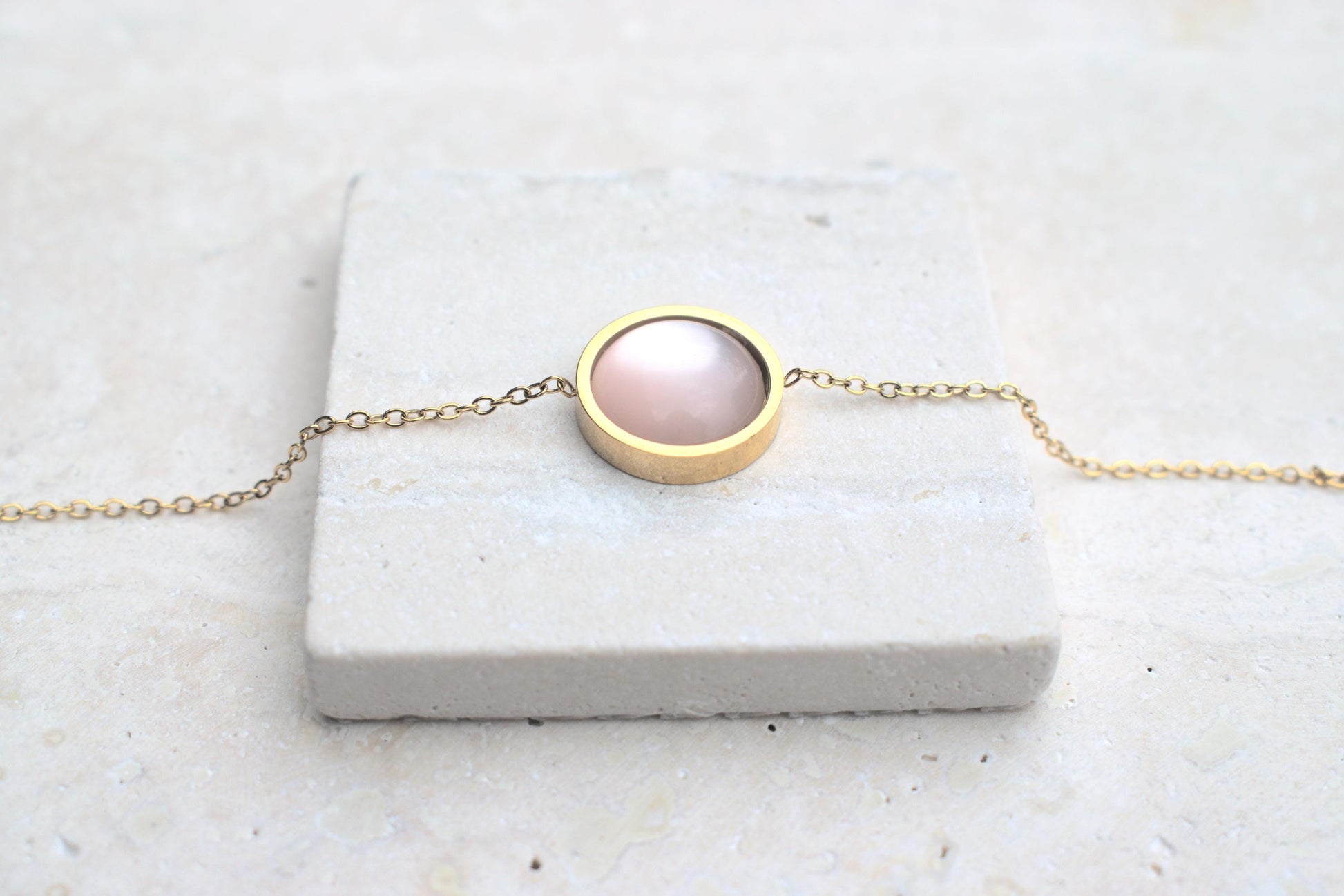 Minimalistisches Armband in gold und rosa, Hochzeit Schmuck, Damenarmband gold rosa