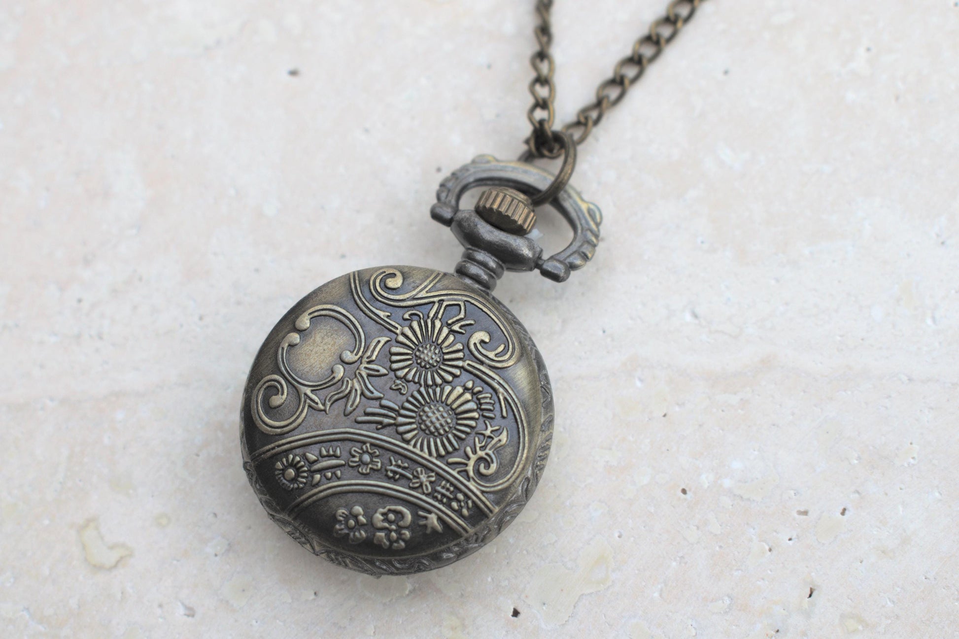 Damen Kettenuhr, Kettenuhr Damen bronze, Kettenuhr vintage, Kettenuhr Damen Antik, Umhängeuhr Damen