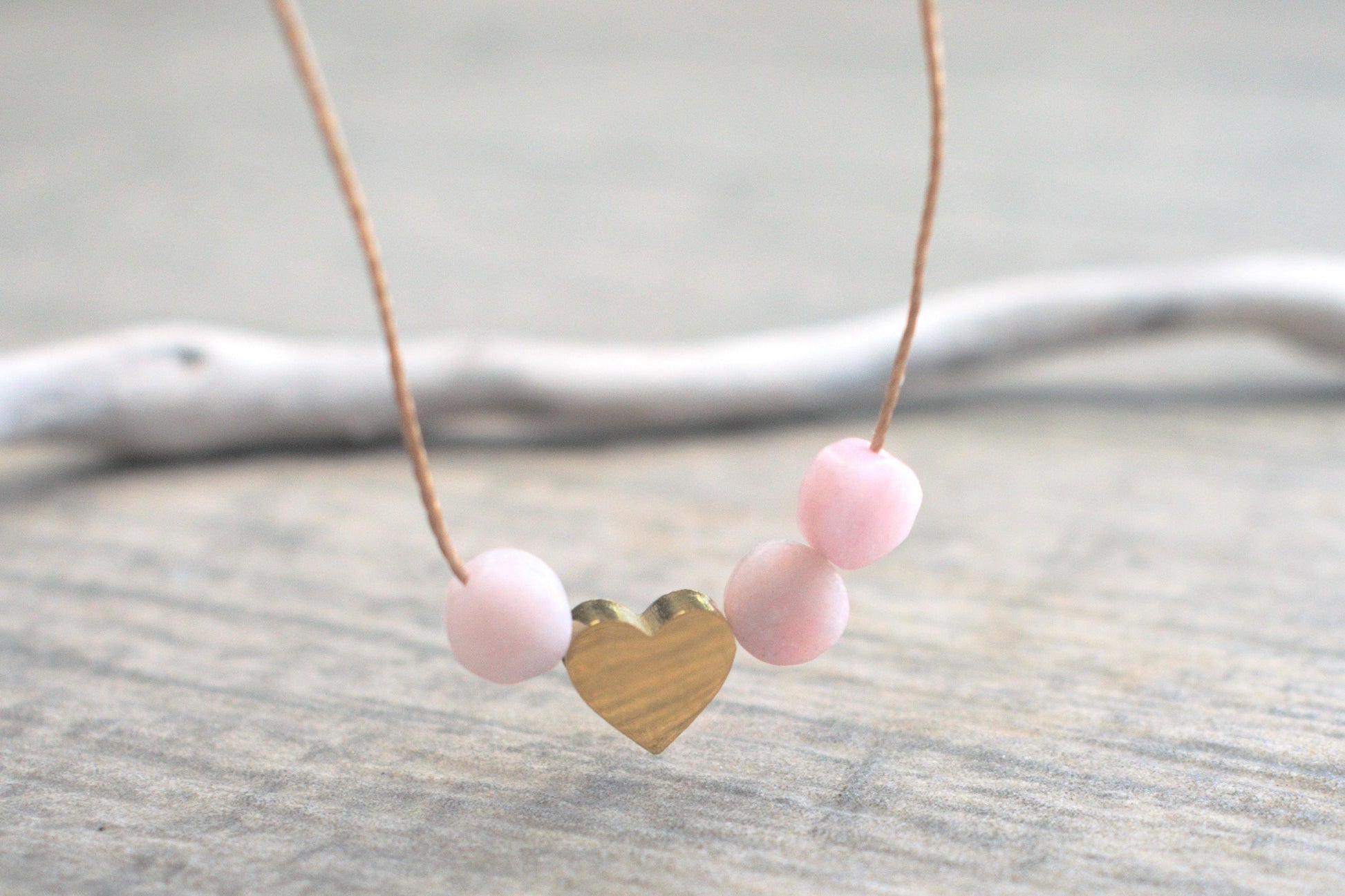 Halskette mit rosa Opalen, Halskette mit Herz Damen, echte Opal Kette