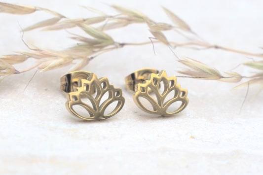 Ohrstecker Lotus Blüte, Lotus Schmuck gold Yoga, Lotus Ohrringe Damen Edelstahl